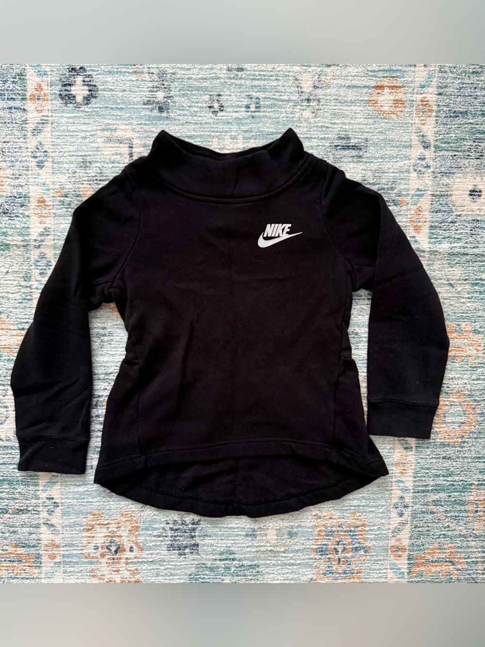 Nike Girl’s Black Long-Sleeve Sweater Size XS
